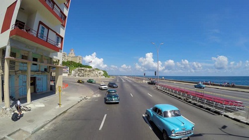 conduciendo en cuba